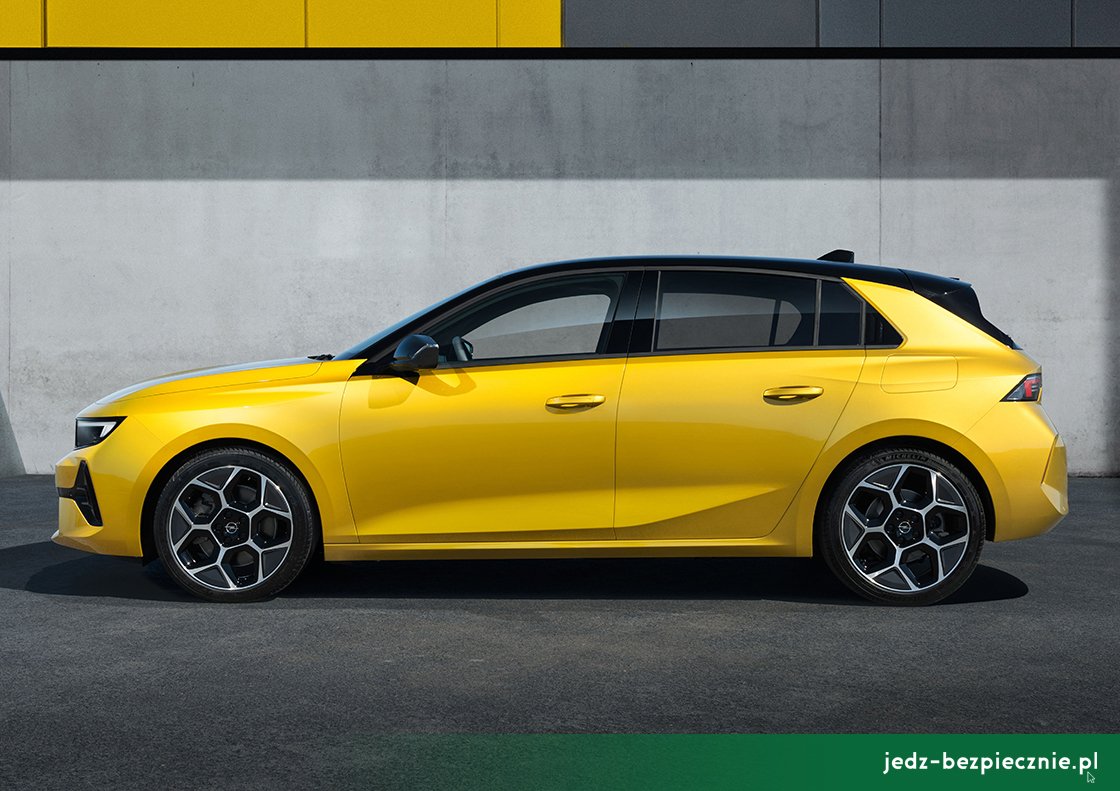 Premiera tygodnia - Opel Astra VI (L) - bok auta
